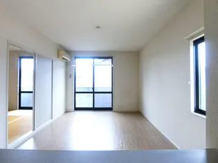 サニーズ福庭 B棟【105号室】の居間