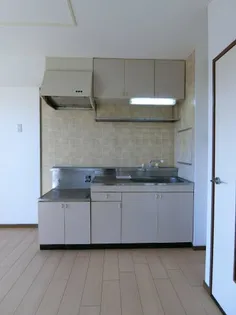 グランメール旗ヶ崎Ⅱ【2階】のキッチン