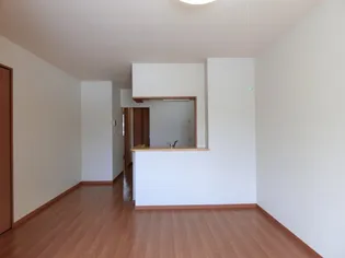 ピオニー【1階】の居間