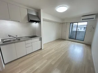 メゾン・デュ・レ【2階】の居間