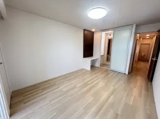 メゾン・デュ・レ【1階】の居間