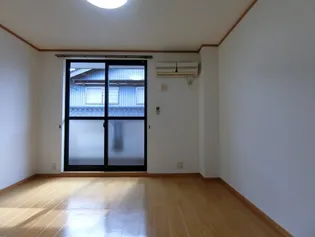 エスポワール宮本【1階】の居間