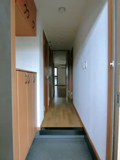 ディベルティ観音寺新町【1階】の玄関