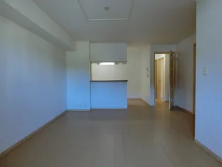 プランドールB【1階】の居間