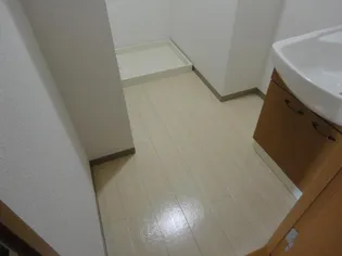 ディベルティ観音寺新町【2階】の内装