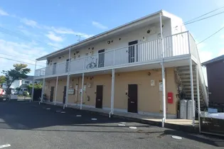 ガーデンスクウェア【2階】の外観