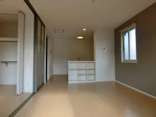 ラ・ポルト【203号室】の居間