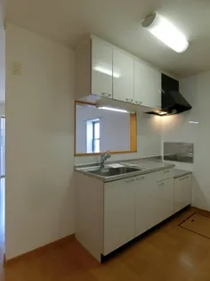 アルマーニ Ⅲ【1階】のキッチン