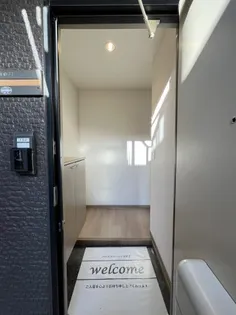 コート・デ・ボナールB棟【102号室】の玄関