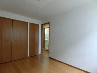 ソレアード・プラーサA【2階】の内装