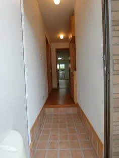 オリエント中島 A【1階】の玄関