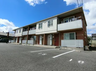 パインデュー A棟【2階】の外観