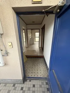 松浦マンション【105号室】の玄関