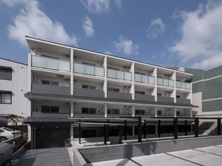 ルイーズ LOUISEの画像