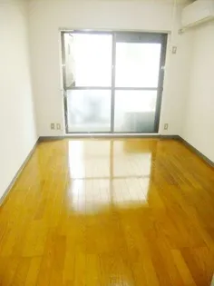 西山マンション【202号室】の居間