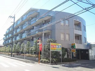 ヴェルドゥミール【2階】の外観