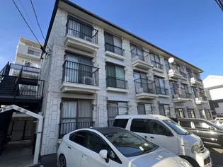 ファミール港南の画像