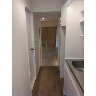 ポケットハイツ鶴ヶ峰【101号室】の玄関