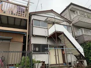 新井荘【201号室】の外観