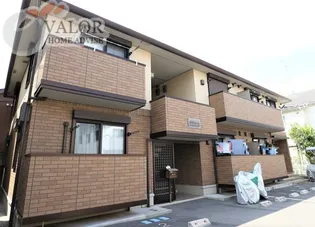 ルガール セレナの画像