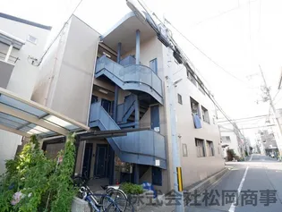 サン・ウエスト【2階】の外観