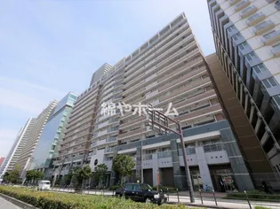 ロイヤルパークスなんば【8階】の外観