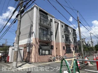 ベルメゾン砂山【2階】の外観