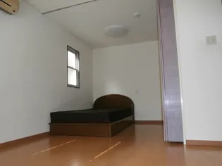 ヤマトマンション【2階】の居間