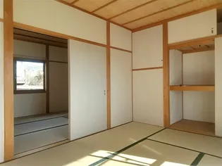 尾﨑住宅B北棟(2戸1)の内装