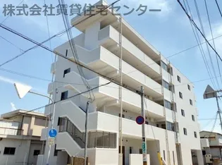 ノイエ スードの画像