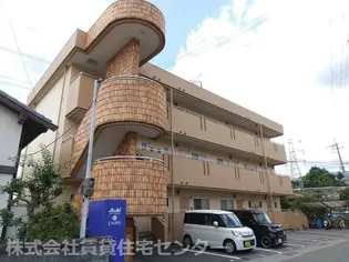 ロイヤルプラザ【3階】の外観