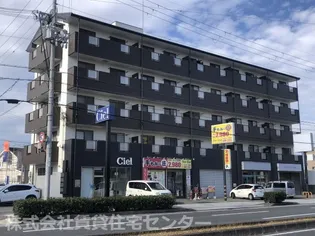 グリーンフル小雑賀【5階】の外観