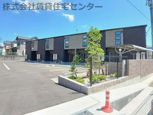 和歌山県岩出市中迫【アパート】の外観