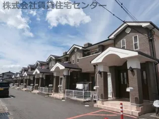 カルムガーデン岩出【2階】の外観