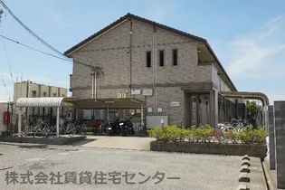 ソレアードi【2階】の外観