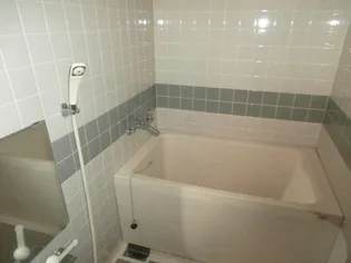 ロイヤルハイツ吉田【4階】の風呂