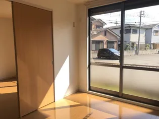 エクセレンス六十谷【1階】の内装