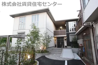 シャーメゾン彩花【1階】の外観