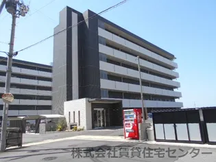 和歌山県和歌山市紀三井寺【マンション】の外観