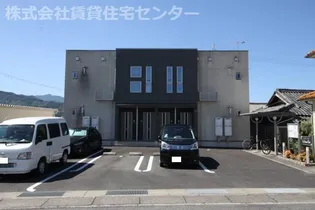 ラ セゾン クレールの画像