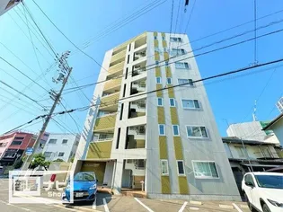 LE'A OLIVE中央通りの画像