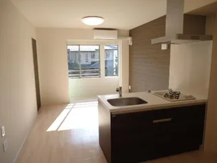 エンターレ妻鳥【2階】の外観