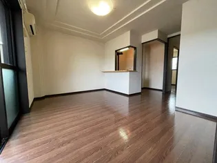 ヴェニール紀ノ川【1階】の外観