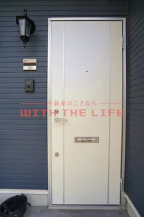 グランドアマレーVI番館(グランドアマレー6番館)【206号号室】の玄関