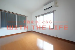 カームハウス【102号号室】の玄関