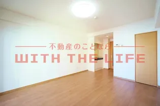 ヒルズ六ツ門【502号号室】の居間