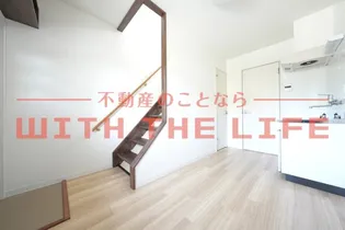 フォーブルハウス中園B棟【5号号室】の居間