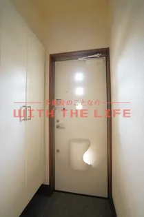 コル・クラージュ【104号号室】の玄関