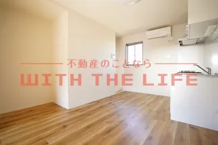 コル・クラージュ【104号号室】の居間