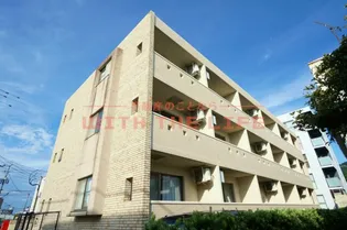 シェ・ソワ【2階】の外観